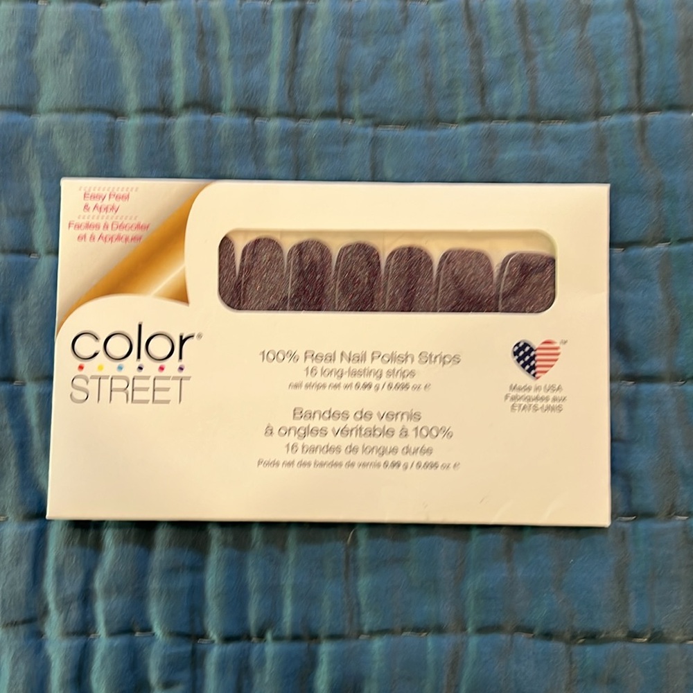 Color Street “Night Terror” (Retired).